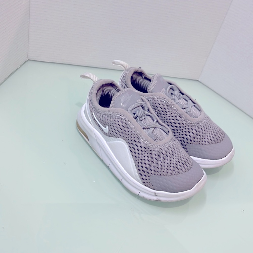Toddler Nike Motion